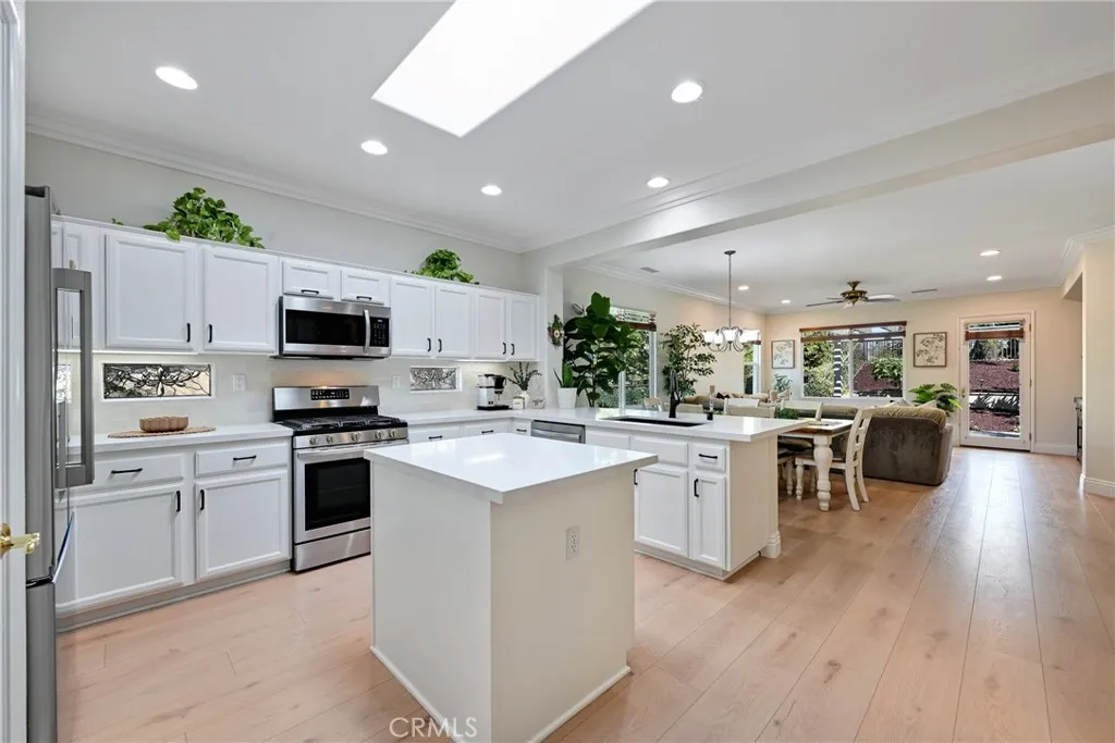 9125 Espinosa, Corona, CA 92883 - Photo 4 of 55, Corona, CA