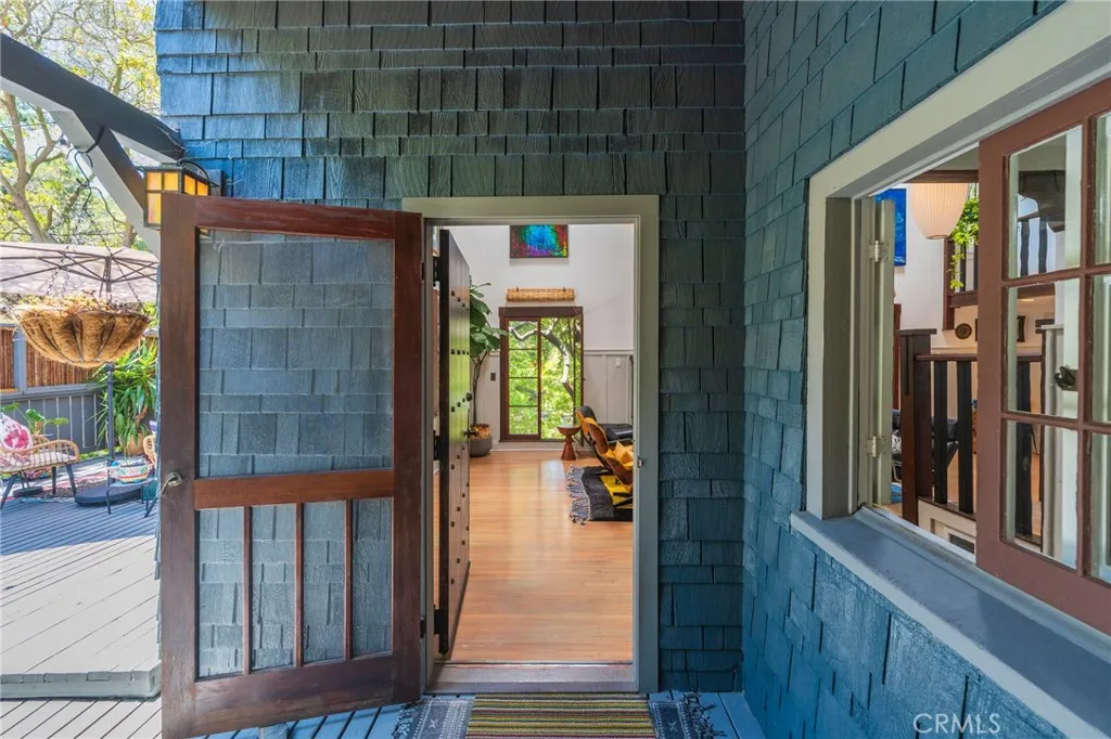 9861 Easton Drive, Los Angeles, CA 90210 - Photo 3 of 50, Los Angeles, CA