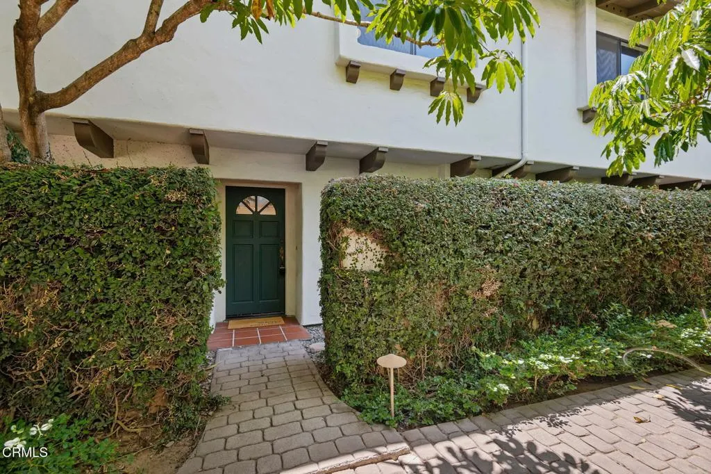 2012 Castillo Street Unit B, Santa Barbara, CA 93105 - Photo 2 of 21, Santa Barbara, CA