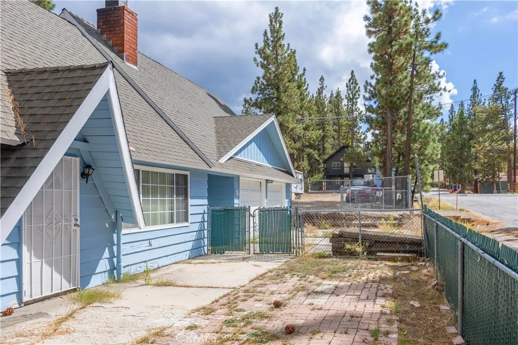 200 E Country Club, Big Bear City, CA 92314 - Photo 2 of 39, Big Bear City, CA