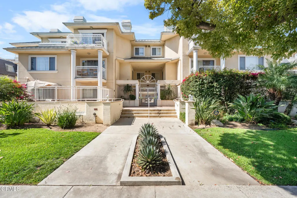 530 W Stocker Unit 206, Glendale, CA 91202 - Main photo, Glendale, CA