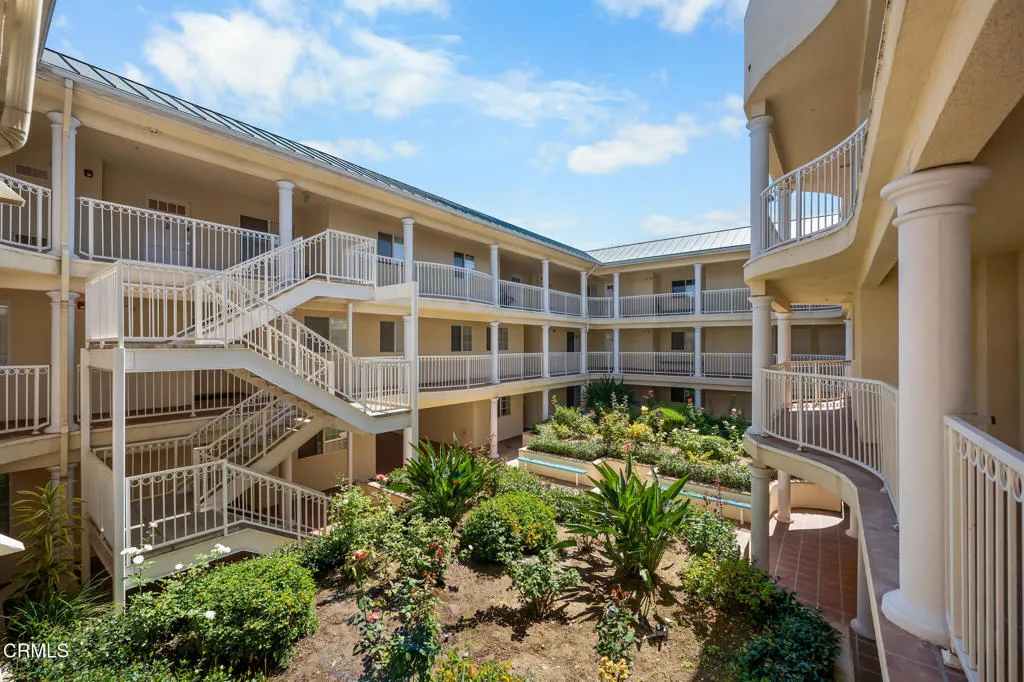 530 W Stocker Unit 206, Glendale, CA 91202 - Photo 5 of 28, Glendale, CA