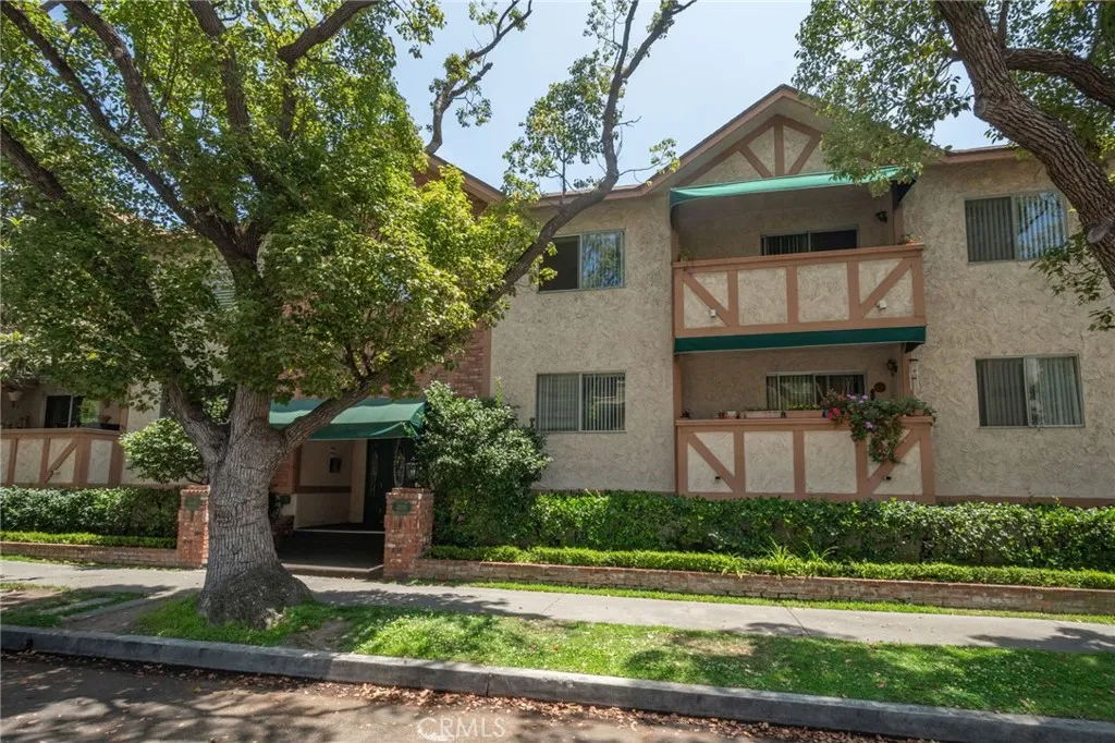 12030 Rochester #207 Avenue Unit 207, Los Angeles, CA 90025 - Photo 2 of 21, Los Angeles, CA