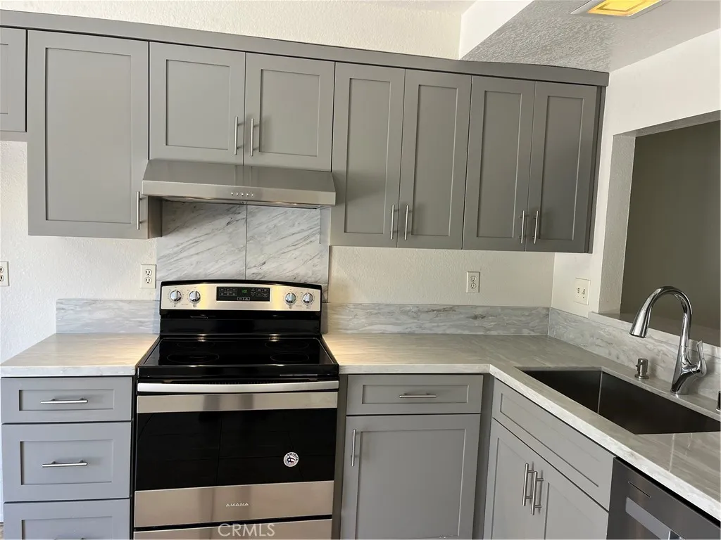 25885 Trabuco Road Unit 97, Lake Forest, CA 92630 - Photo 5 of 22, Lake Forest, CA