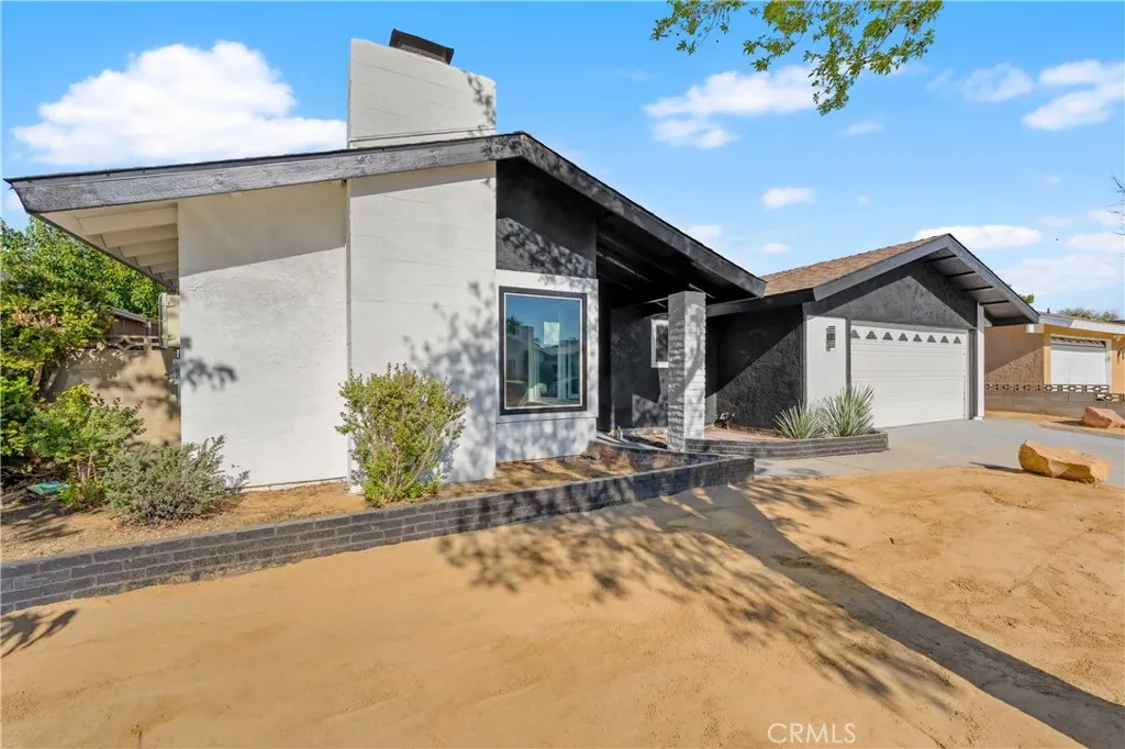 44934 Hanstead, Lancaster, CA 93535 - Photo 5 of 41, Lancaster, CA