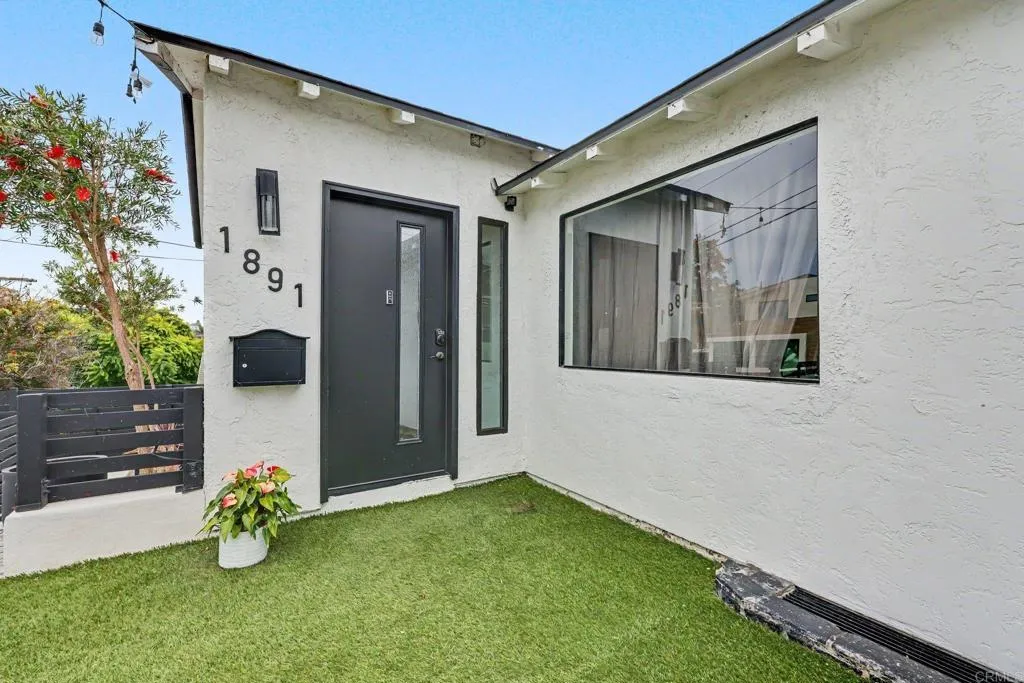 https://cdn.realtyfeed.com/cdn/127/306766392/31fe248cd966b949d6df68f4e082030f.webp