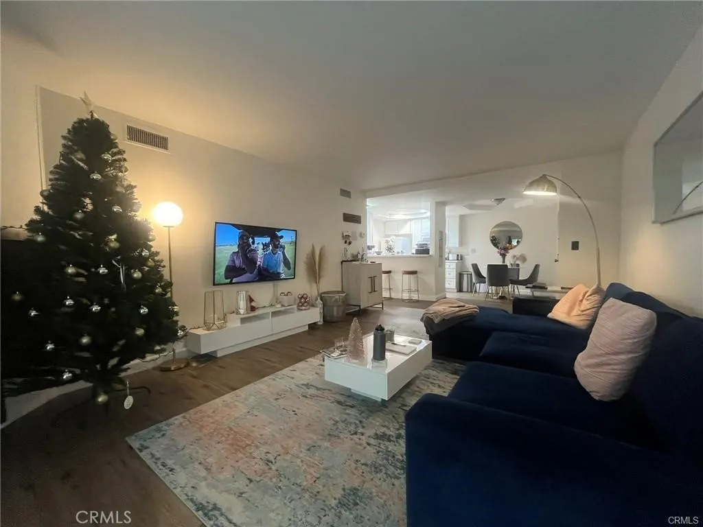1230 Horn Unit 417, West Hollywood, CA 90069 - Photo 2 of 23, West Hollywood, CA