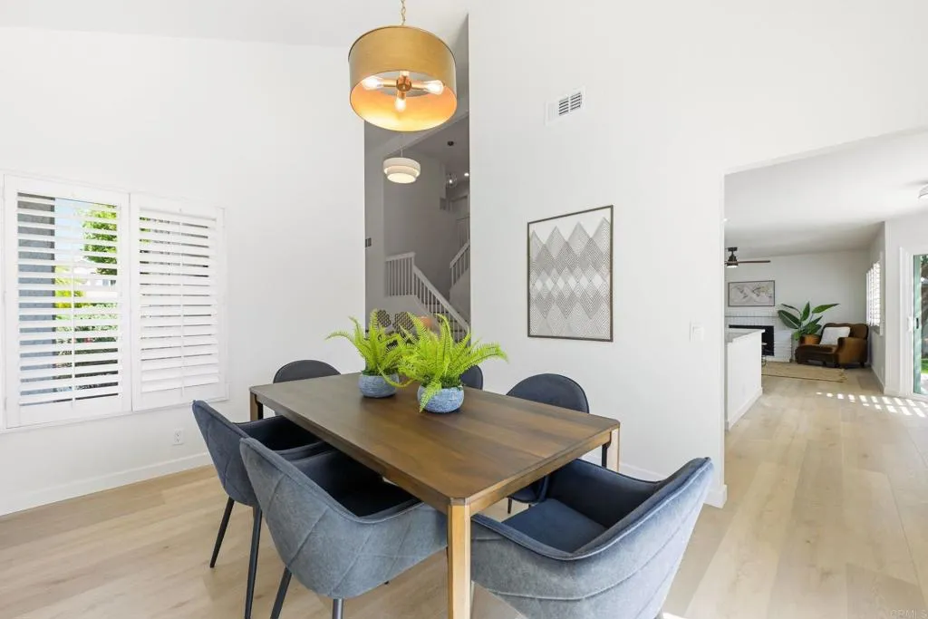 https://cdn.realtyfeed.com/cdn/127/306766428/2816d023166762f0d43004ee036ee1f8.webp