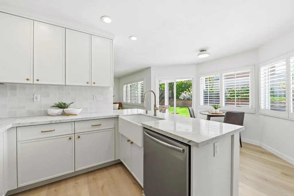 https://cdn.realtyfeed.com/cdn/127/306766428/8d53962365f0b7ad42aa85d29dbb9ffd.webp