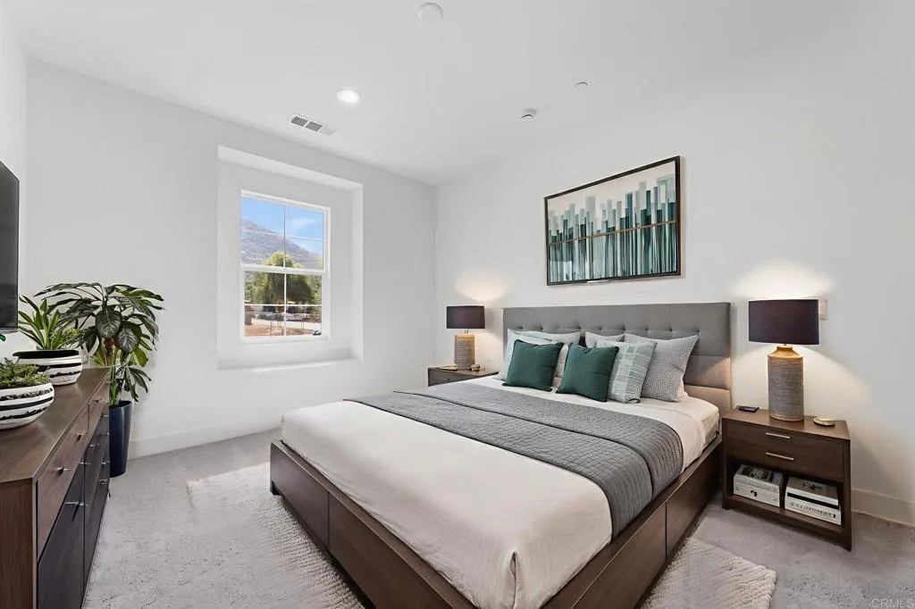 https://cdn.realtyfeed.com/cdn/127/306766450/1b25d6ca0bfe521952617c0bb6ca35f9.webp