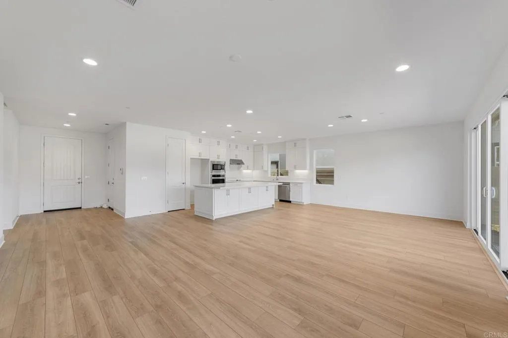 https://cdn.realtyfeed.com/cdn/127/306766450/47d6309a31c37de8d30c5943709fe040.webp