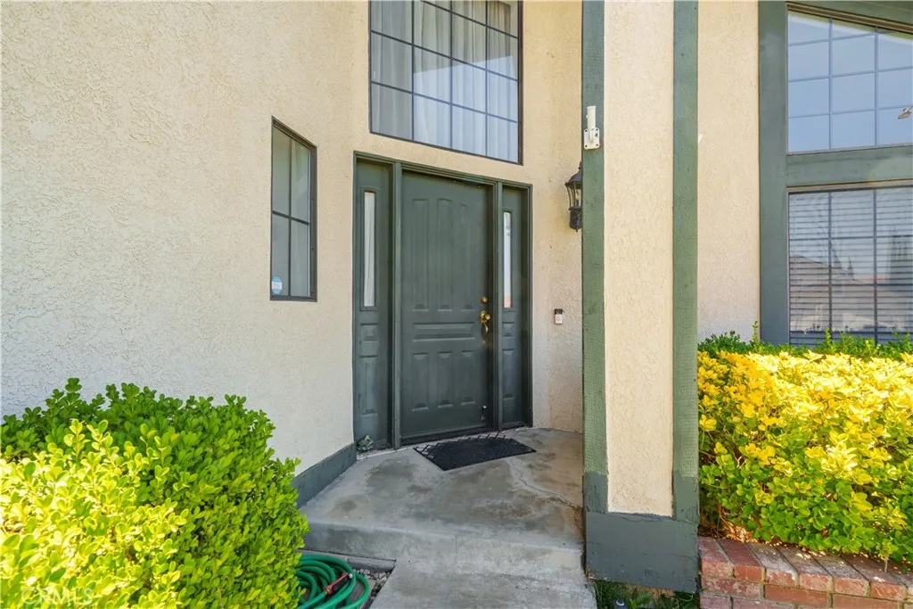 2102 Redrock Ct, Palmdale, CA 93551 - Photo 3 of 72, Palmdale, CA