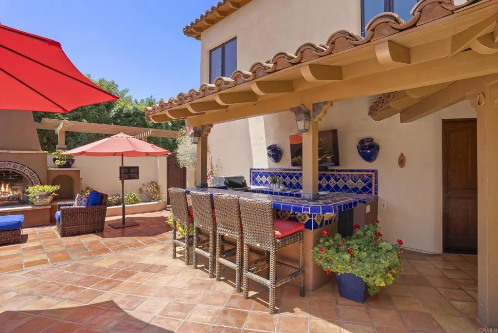 https://cdn.realtyfeed.com/cdn/127/306766465/1cf011bbf8a98c19b3f78521b7b52312.webp