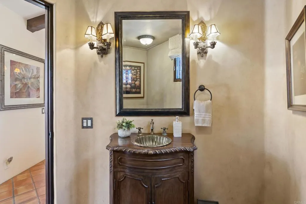 https://cdn.realtyfeed.com/cdn/127/306766465/510cdf2ffddcfd09d55f4d31d44266cf.webp