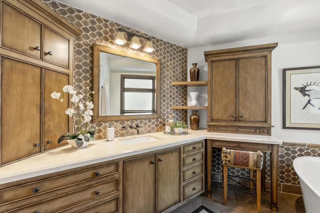 https://cdn.realtyfeed.com/cdn/127/306766465/e24ecf1adde8534fd5710f217bad6091.webp