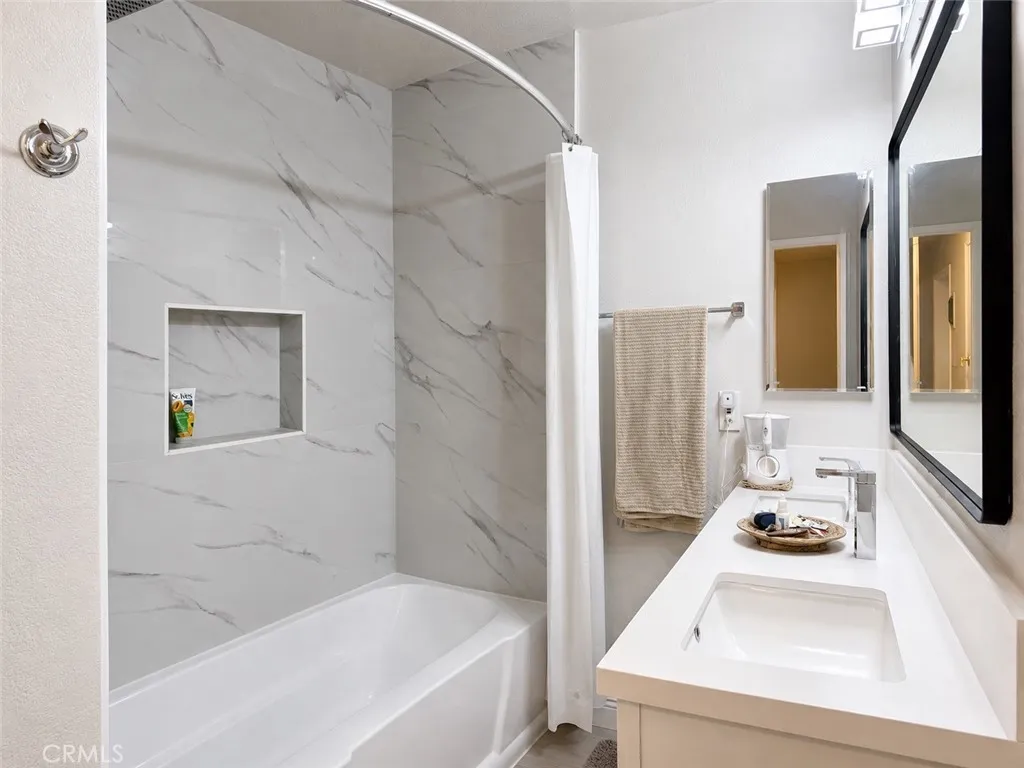 2011 W Katella Unit 2, Anaheim, CA 92804 - Photo 5 of 12, Anaheim, CA