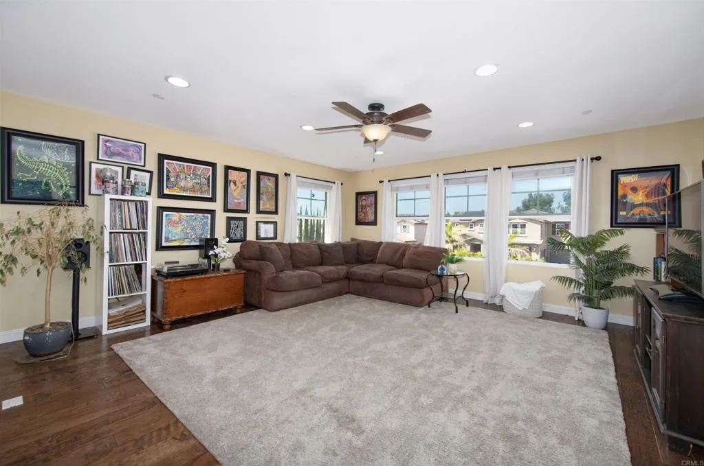 https://cdn.realtyfeed.com/cdn/127/306766472/6e53a84e4b977f07fbb693680695fdd5.webp
