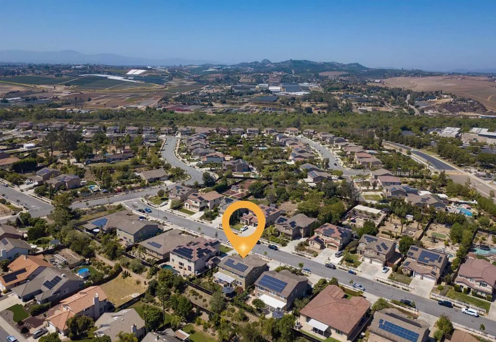https://cdn.realtyfeed.com/cdn/127/306766472/7b0bdc6c71f3d95931718fba83f672d9.webp