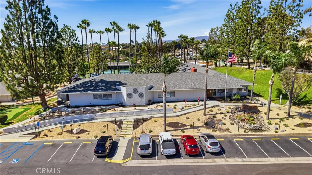 https://cdn.realtyfeed.com/cdn/127/306766482/6aabe314d40253044867378c9bc32d96.webp