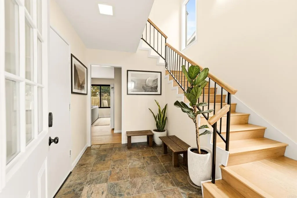 1136 Shelburn Lane, Ventura, CA 93001 - Photo 4 of 42, Ventura, CA
