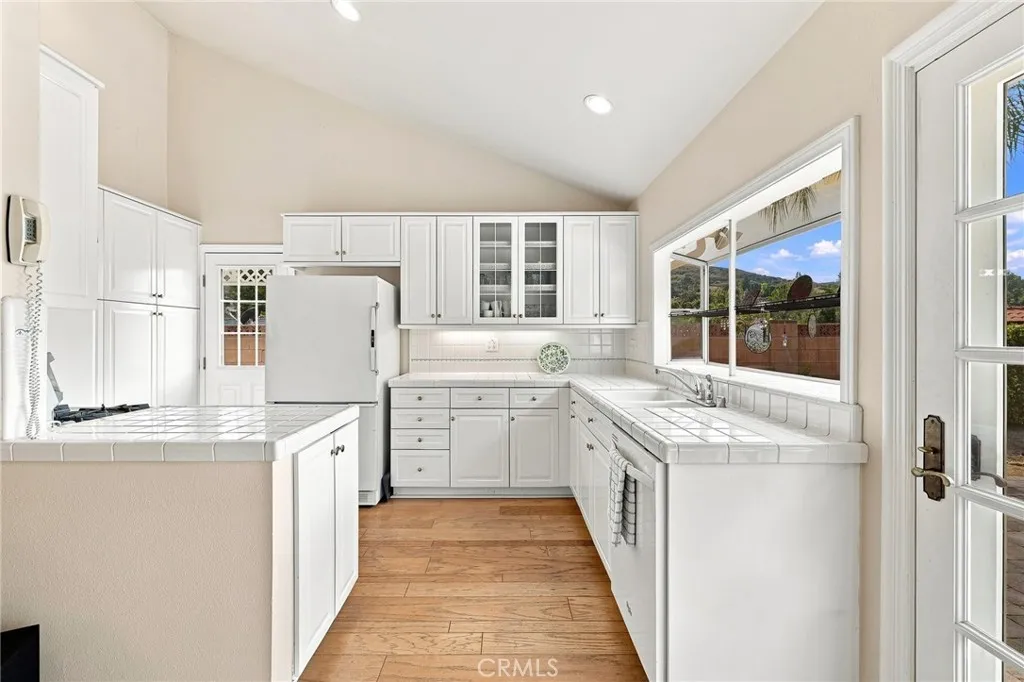 27383 Oak Summit, Agoura Hills, CA 91301 - Photo 5 of 17, Agoura Hills, CA