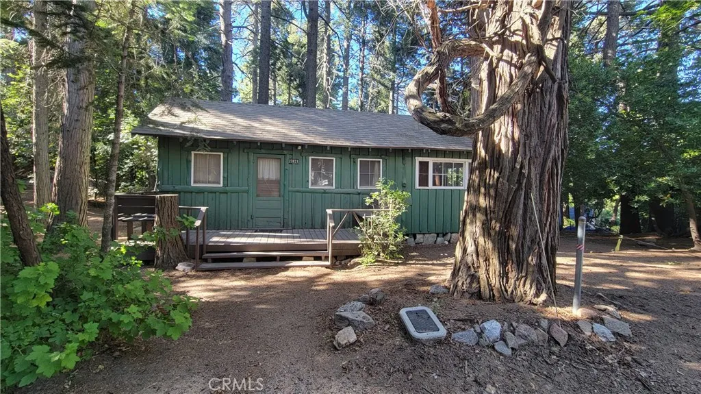 Crestline, CA 92325