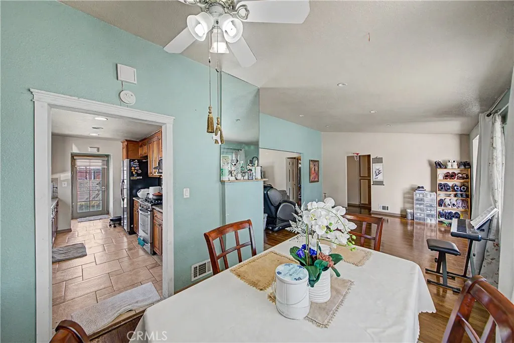 925 W Maplewood, Fullerton, CA 92832 - Photo 5 of 34, Fullerton, CA