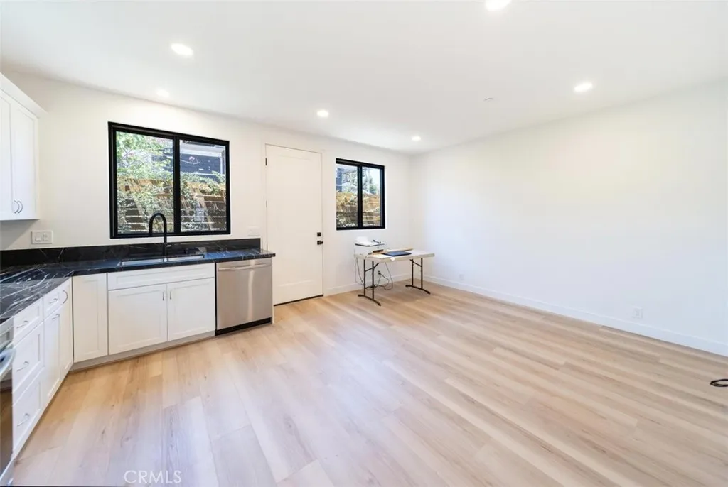 https://cdn.realtyfeed.com/cdn/127/306766593/052c33b441beb58ecf19bbe4e7ea33c7.webp