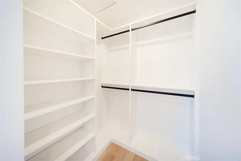 https://cdn.realtyfeed.com/cdn/127/306766593/12d2bece64bb55114f05b7241a3abfb0.webp