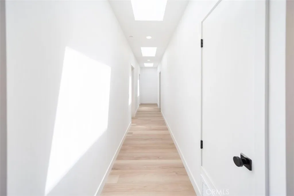 https://cdn.realtyfeed.com/cdn/127/306766593/21370d04492c3ee1f0e709e2c4a054bc.webp