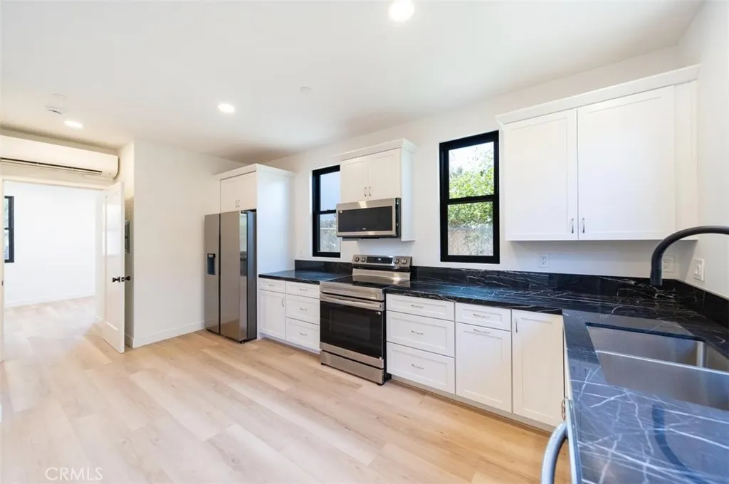 https://cdn.realtyfeed.com/cdn/127/306766593/2c45d985af74b17c781f4847caea3d8c.webp