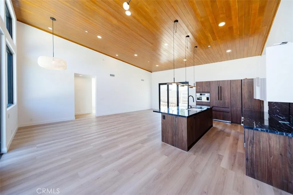 https://cdn.realtyfeed.com/cdn/127/306766593/54a7fc22d2b97d6c4918b0832bde5430.webp