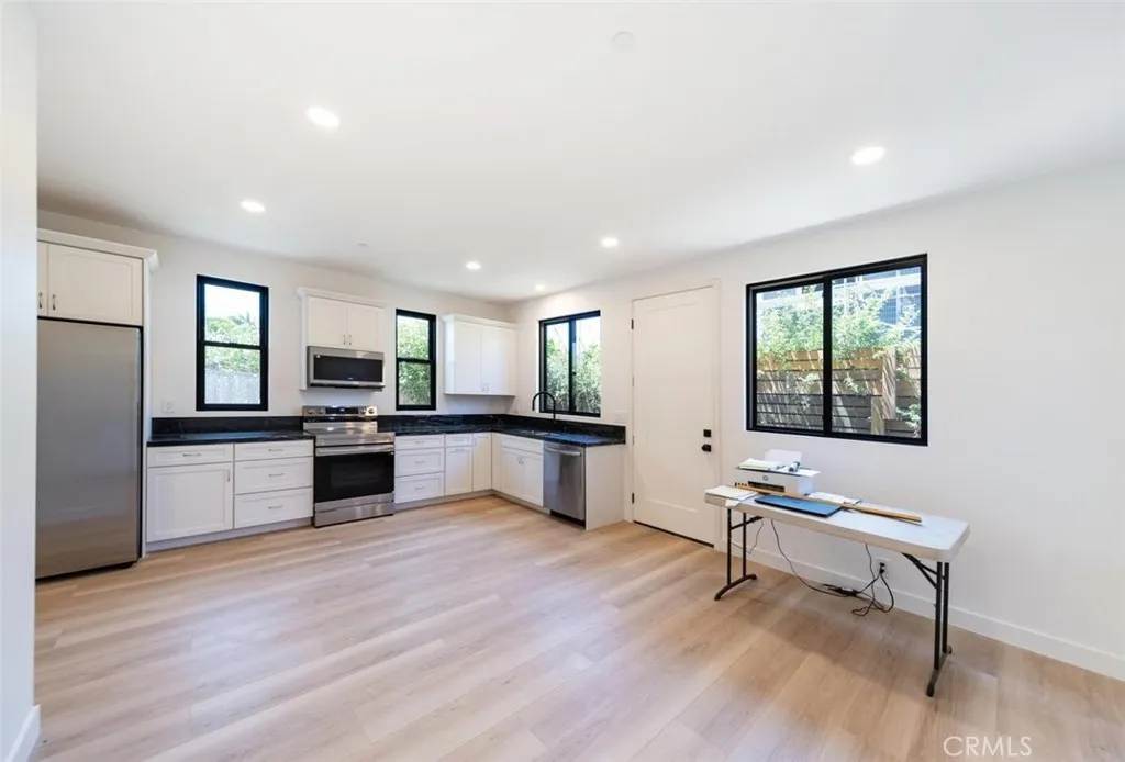 https://cdn.realtyfeed.com/cdn/127/306766593/563518694ebb1d8dd344d37585a949e6.webp
