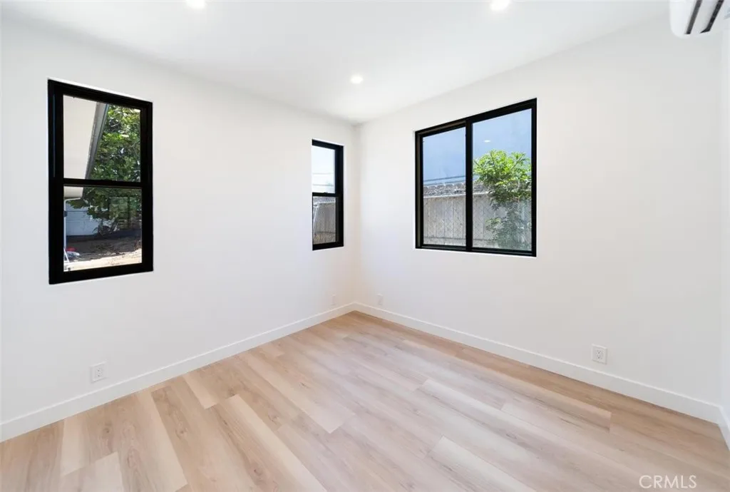 https://cdn.realtyfeed.com/cdn/127/306766593/56d9bb02c78ab499dc529de0c9ad7608.webp