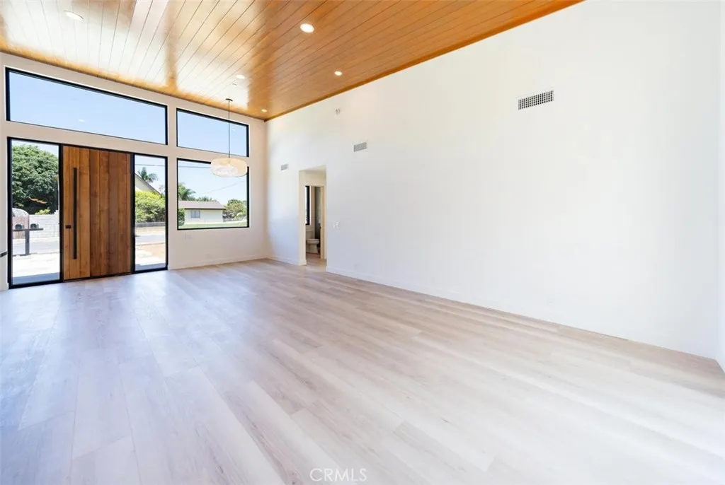 https://cdn.realtyfeed.com/cdn/127/306766593/66797b7b7625cd4818d47e14dcc89ee9.webp