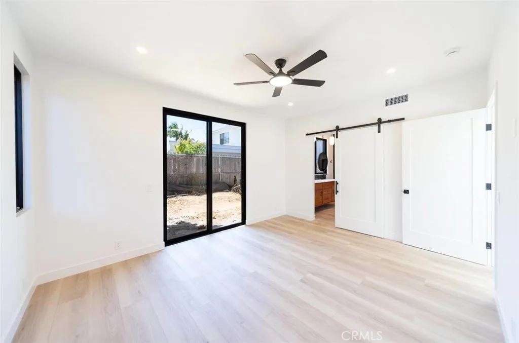 https://cdn.realtyfeed.com/cdn/127/306766593/b7255798b7b85c00d60dd356aee74514.webp