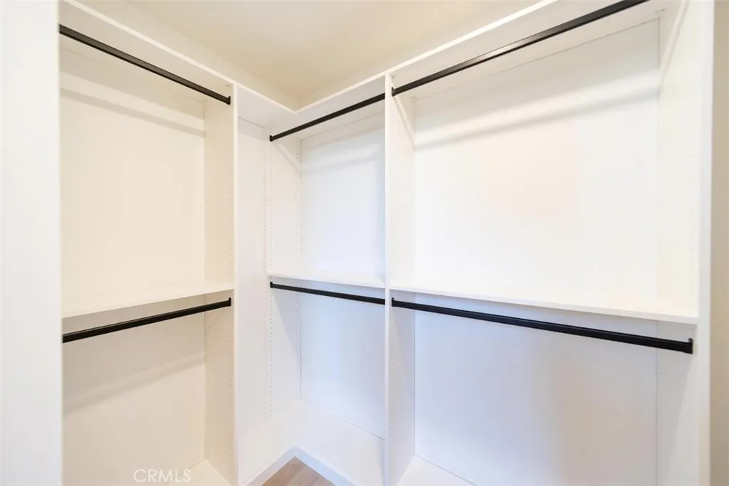 https://cdn.realtyfeed.com/cdn/127/306766593/bf83089e376bc41072b3e4857168f786.webp