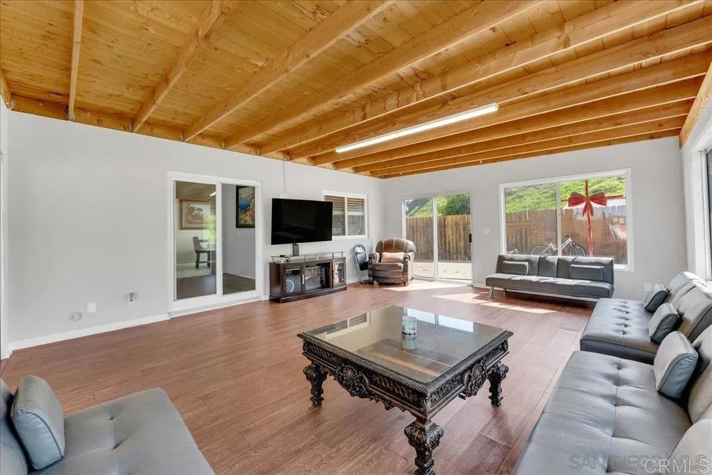 Photo #10: PTP2605273 Listing: Photo #10