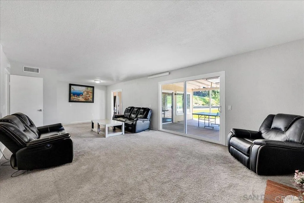 Photo #3: PTP2605273 Listing: Photo #3