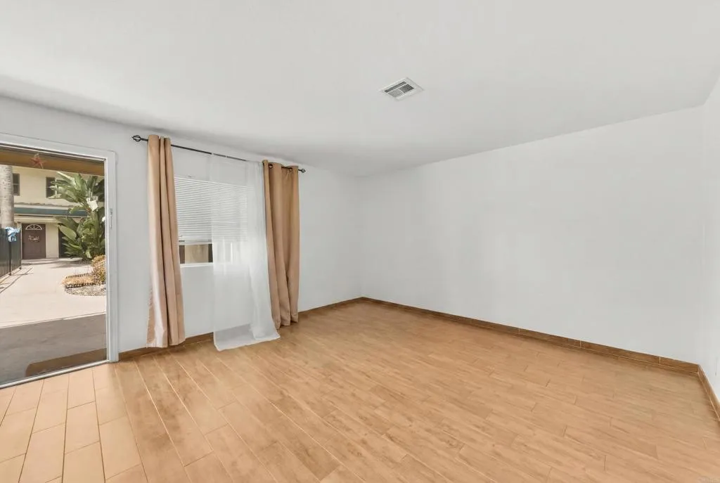 https://cdn.realtyfeed.com/cdn/127/306766603/09d8ec7fe431bbe4199030e06e8f5dc1.webp