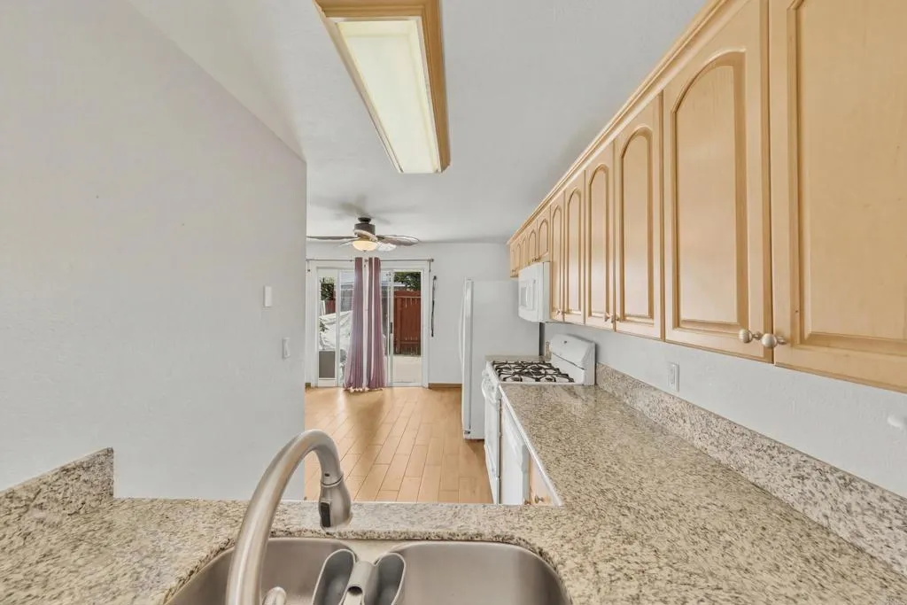 https://cdn.realtyfeed.com/cdn/127/306766603/293cbdea8cb46d0160732b5d91bf8a6a.webp