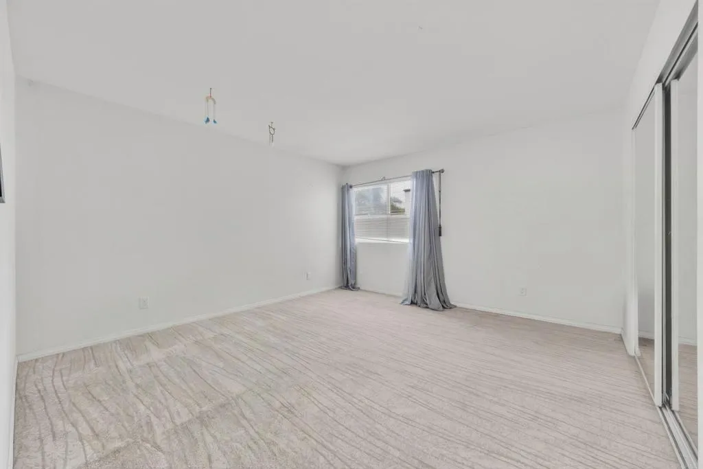 https://cdn.realtyfeed.com/cdn/127/306766603/4e06fc92c3aa5030246f7b94b5ae59d2.webp