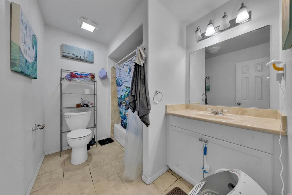 https://cdn.realtyfeed.com/cdn/127/306766603/4ed905c822cb80f85cbf26d0560aab71.webp