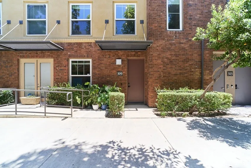 309 Metro Court, Fullerton, CA 92832 - Photo 2 of 43, Fullerton, CA