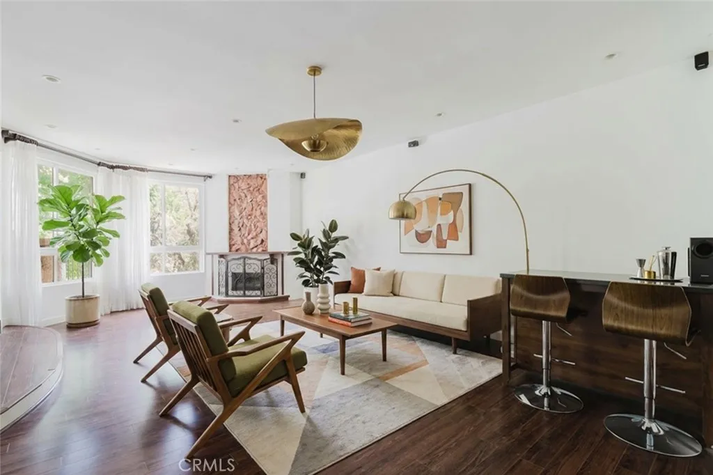 Encino, CA 91316