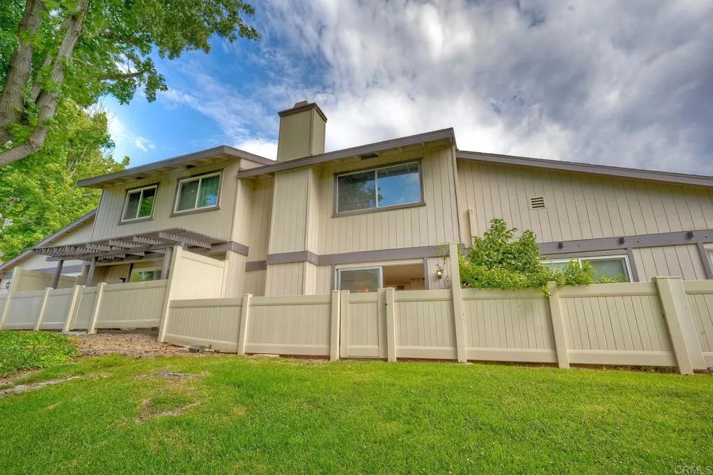https://cdn.realtyfeed.com/cdn/127/306766793/072c626840774b0bede28536a3d4a492.webp