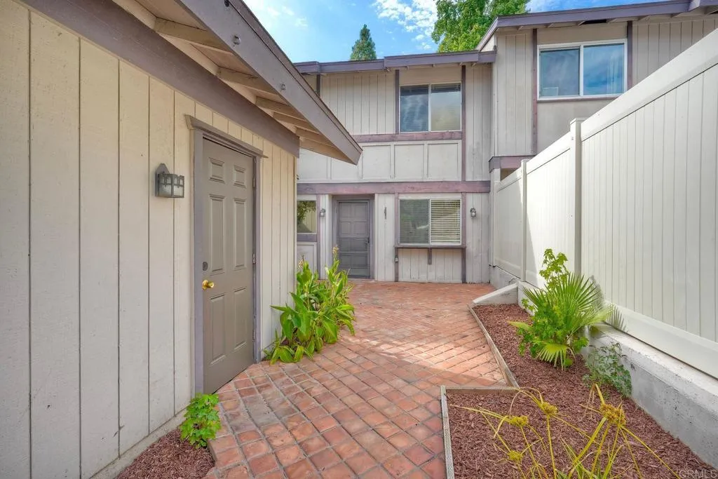 17346 Ruette Abeto, San Diego, CA 92127 - Photo 2 of 37, San Diego, CA