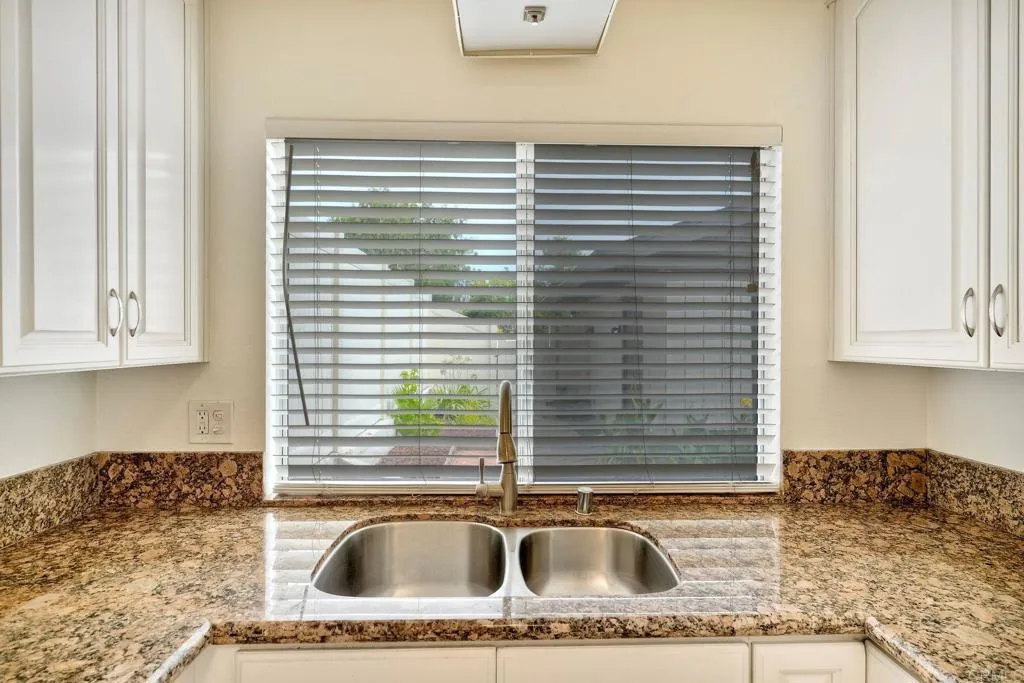 https://cdn.realtyfeed.com/cdn/127/306766793/3f5f4f41810c922c2e3b5b2ac26bf4db.webp