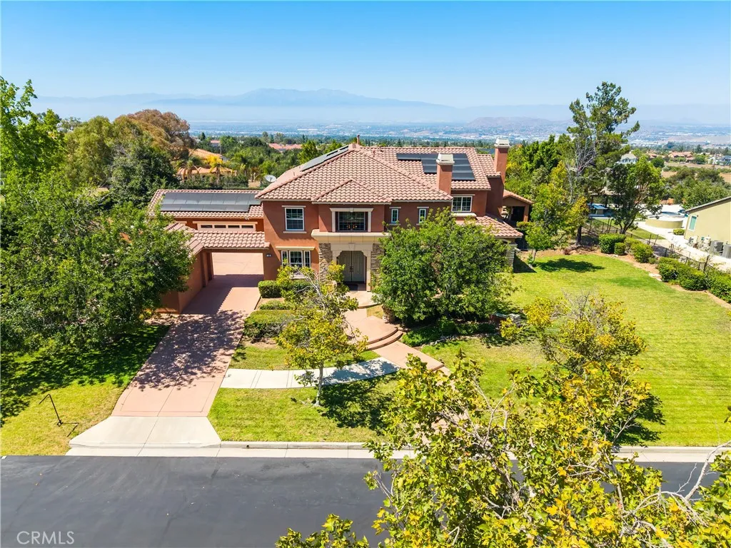 1055 Lowry Ranch, Corona, CA 92881 - Photo 2 of 50, Corona, CA