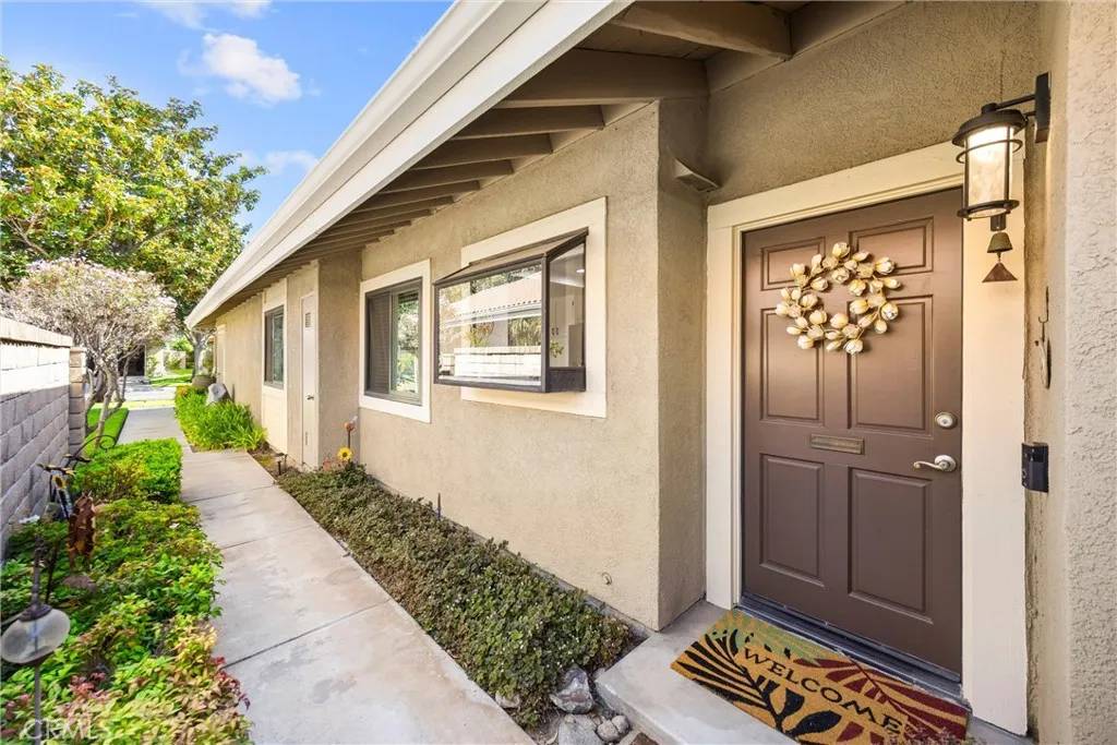 1226 Upland Hills Drive-south, Upland, CA 91786 - Photo 5 of 50, Upland, CA
